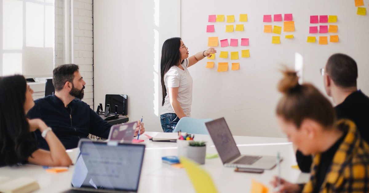 AI Agents for Marketing: How to Build, Train & Deploy Them thumbnail